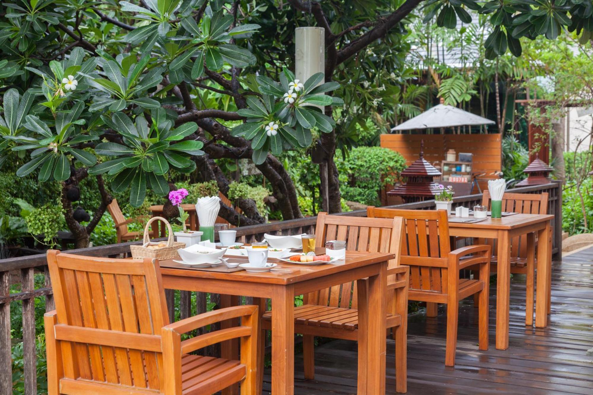 Raya Resort Beach Front - The Most Green Resort In Cha-Am Bagian luar foto