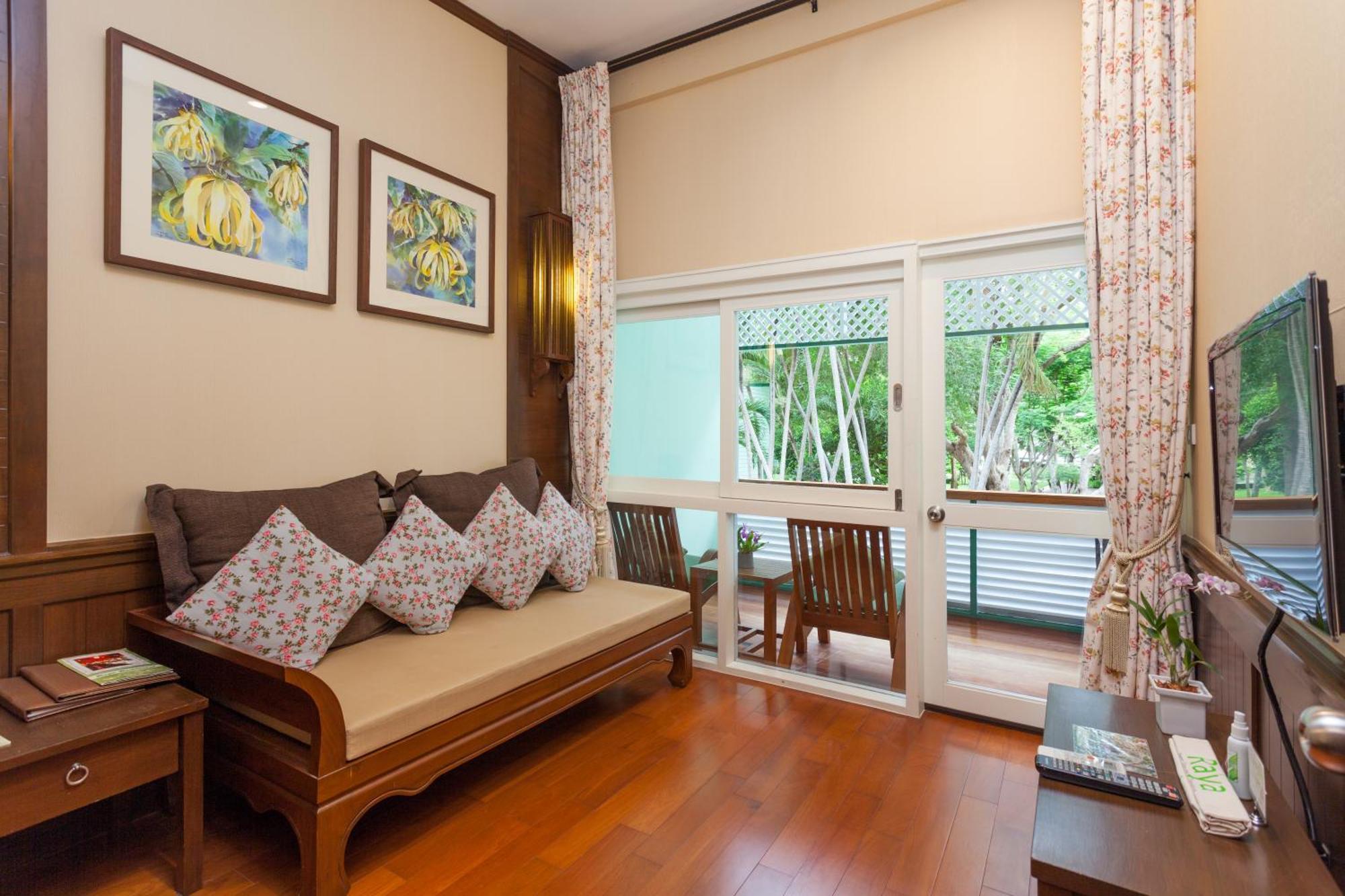 Raya Resort Beach Front - The Most Green Resort In Cha-Am Bagian luar foto