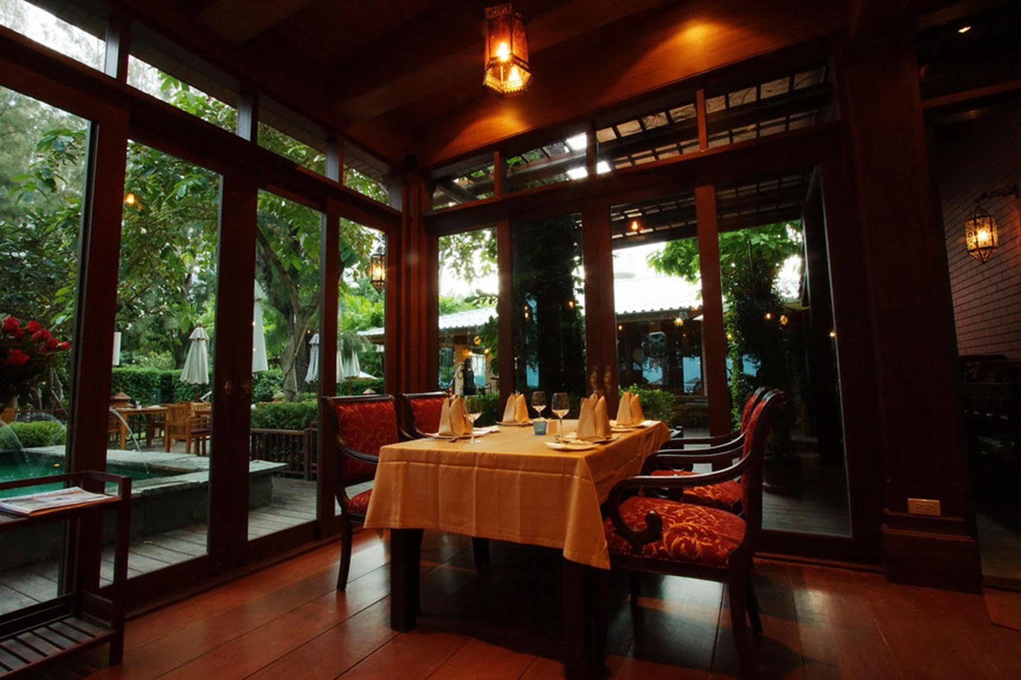 Raya Resort Beach Front - The Most Green Resort In Cha-Am Bagian luar foto