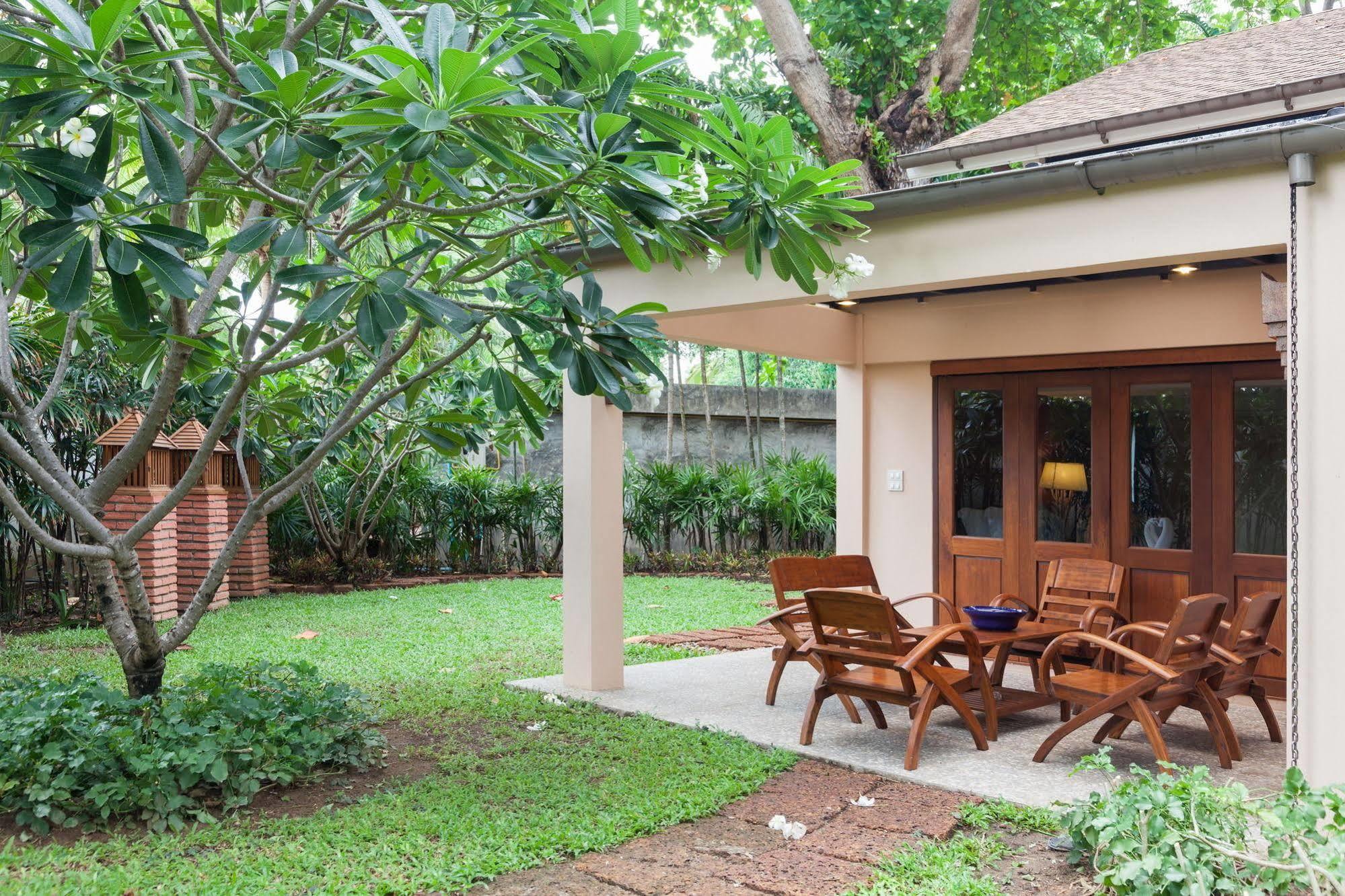 Raya Resort Beach Front - The Most Green Resort In Cha-Am Bagian luar foto